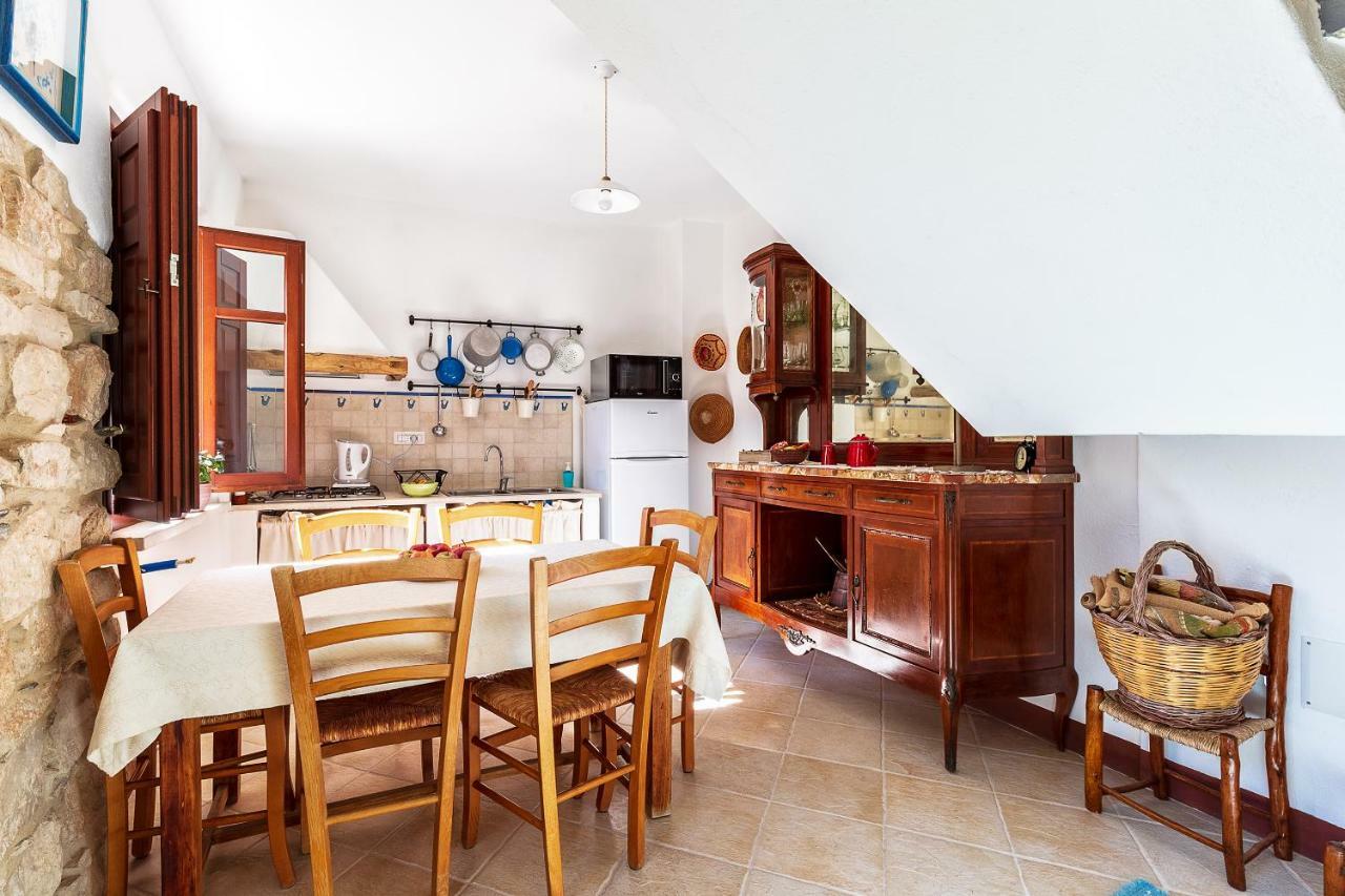Domu Ala - Bynos Homes Baunei Εξωτερικό φωτογραφία